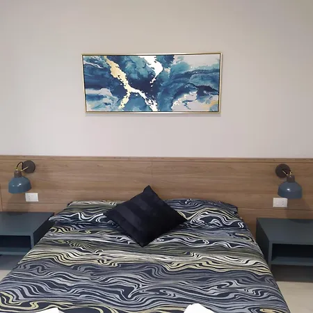 Silver House & Lukos House By Holidays Lägenhet *