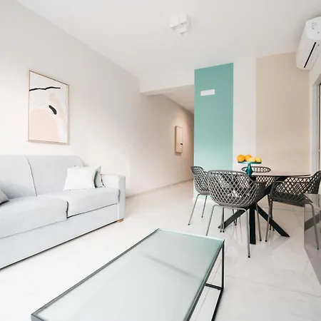 Lejlighed Silver House & Lukos House By Holidays *