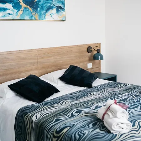 Silver House & Lukos House By Holidays